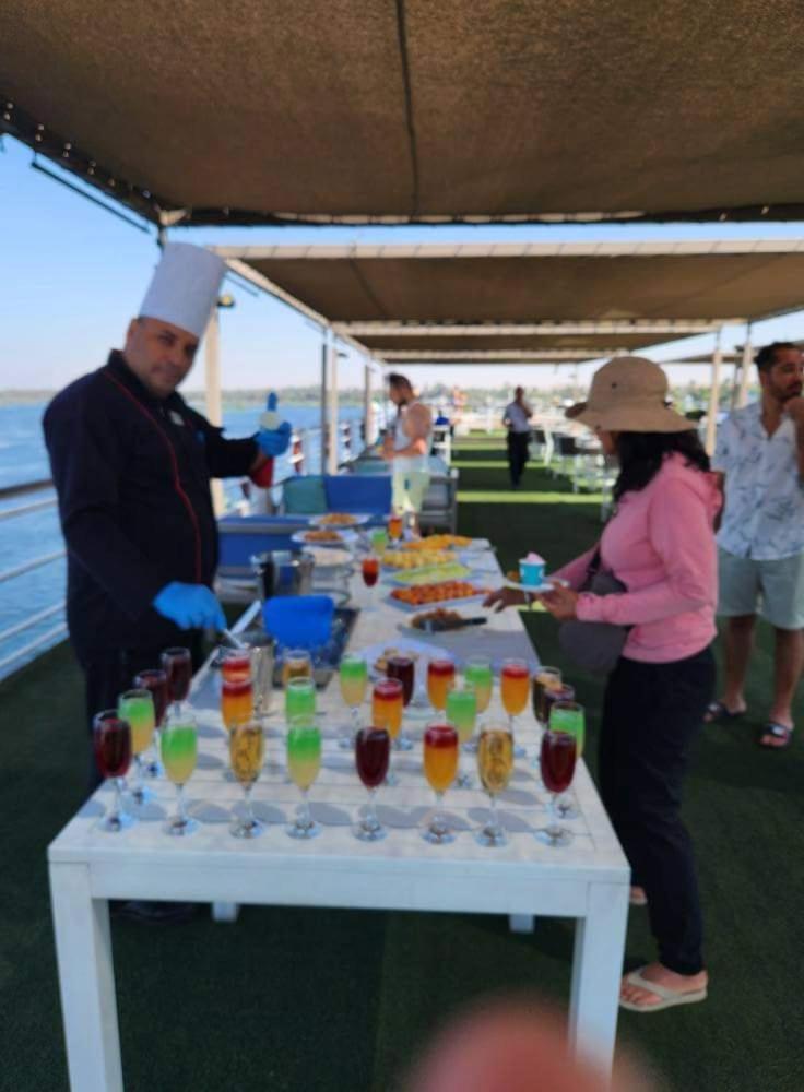 فندق Five Star Nile Cruise From Aswan To Luxor المظهر الخارجي الصورة